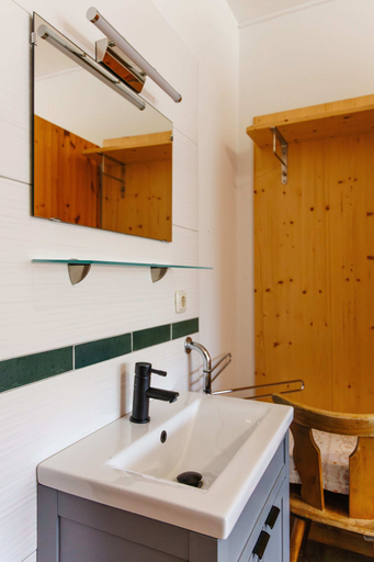 Bathroom, Berggasthof Hollhaus GmbH, Liezen