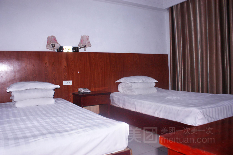 Bedroom 4, Fuyuan Hotel, Zhoukou