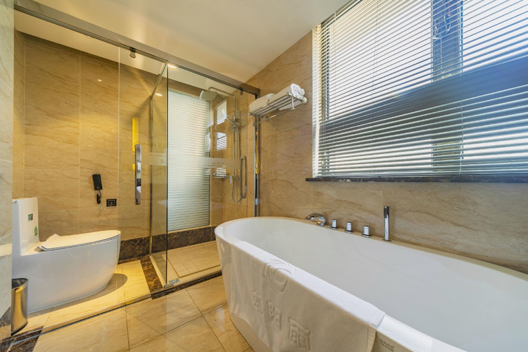 Bathroom 3, Sun Rain Hotel (Binhai High-speed Railway Station), Tianjin