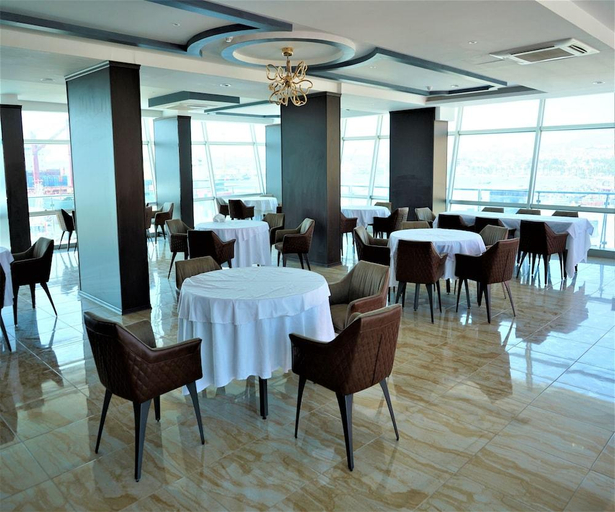 Food & Drinks, Plaza Arzew, Arzew