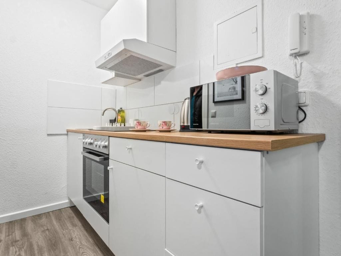 Private kitchen 2, Apartmenthaus VINA -  Smart Urban Stay, Kassel