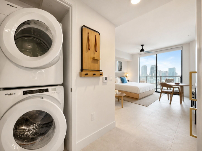 Interior 5, The Grand Bliss, Miami-Dade