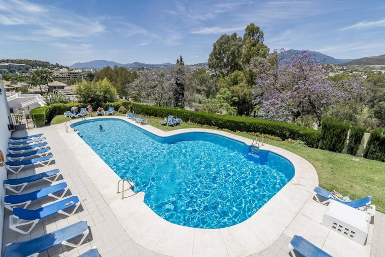 Sport & Beauty, Ap165 - Aloha Pueblo, Marbella By Roomservices, Málaga