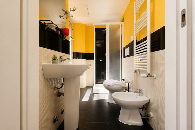 Bathroom 5, The Guesthouse, Rome