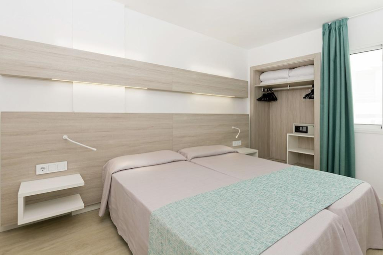 Bedroom 3, HSM Calas Park, Baleares