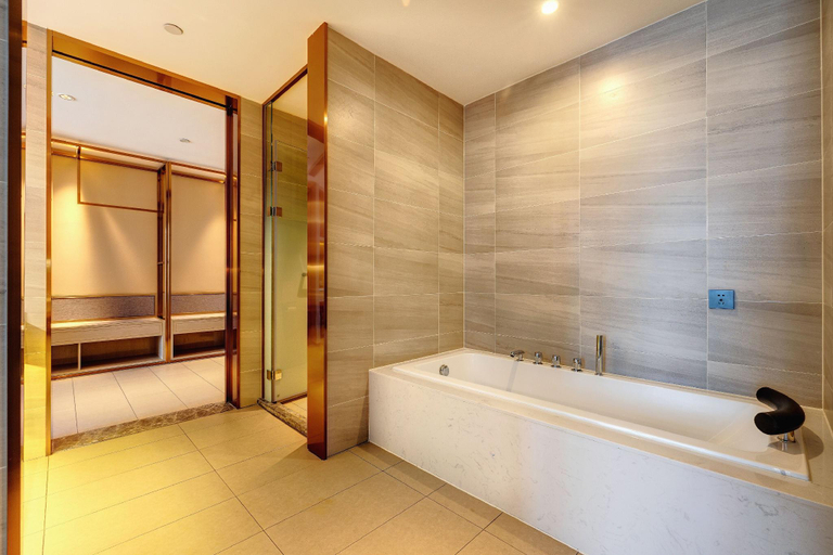 Bathroom 3, Lavande Hotel(Jining Yanzhou district government store), Jining