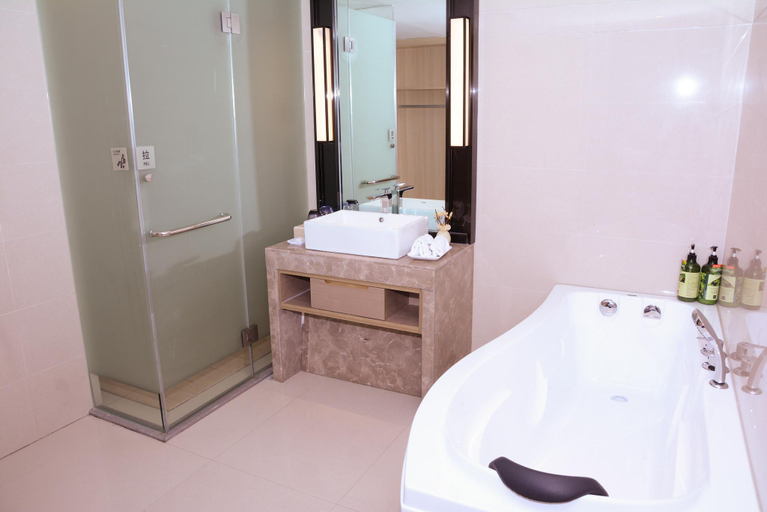 Bathroom 3, Echarm Hotel (Taihe People's Square), Ji'an