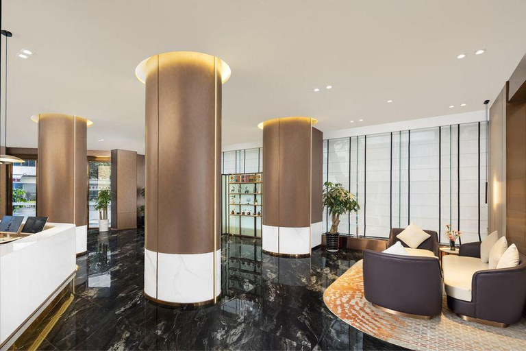 Others 3, Pretty Hotel, Liangshan Yi