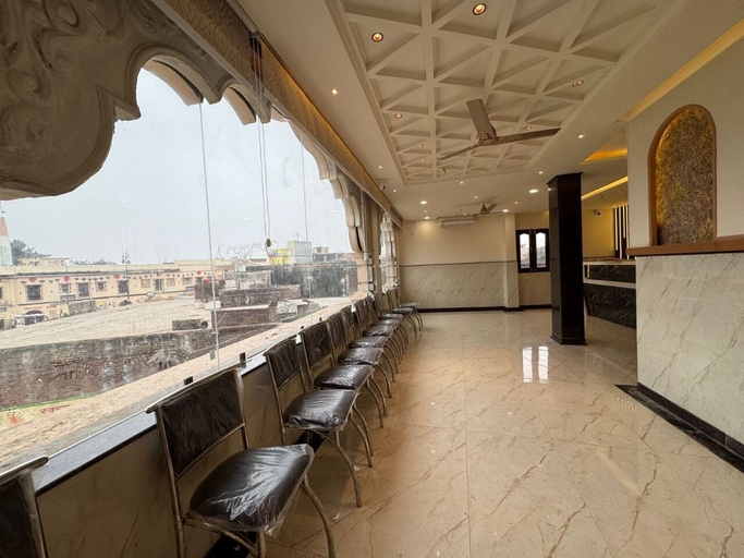 Lobby 3, Ramanjaneya Executive Hotel, Faizabad