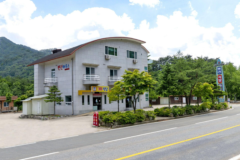 Exterior & Views 1, Yangyang Pension House, Yangyang