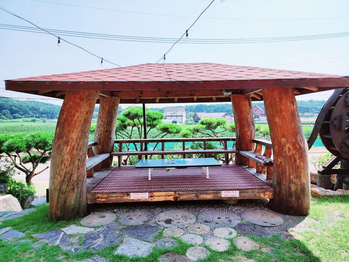 Others 5, Taean (Anmyeondo) Amor Pension, Taean