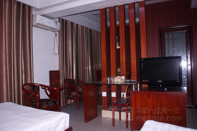 Bedroom 3, Fuyuan Hotel, Zhoukou