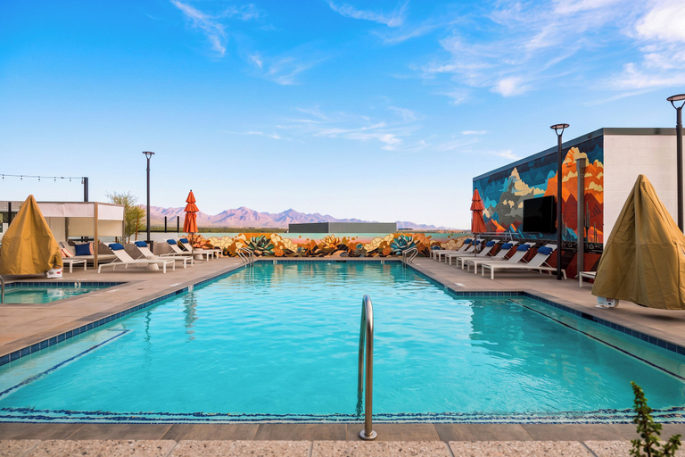 Rooftop pool 2, The Azur by AvantStay, Maricopa