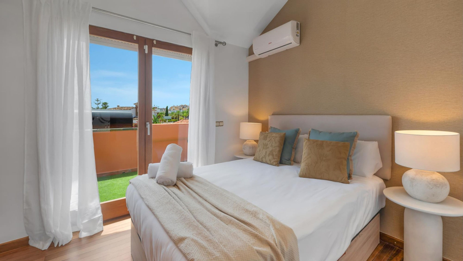 Bedroom 2, Villa La Parcela in Marbella, Málaga