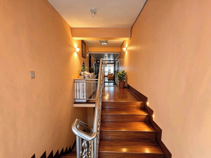 Business center, Nook Airport Guesthouse, Pasay City