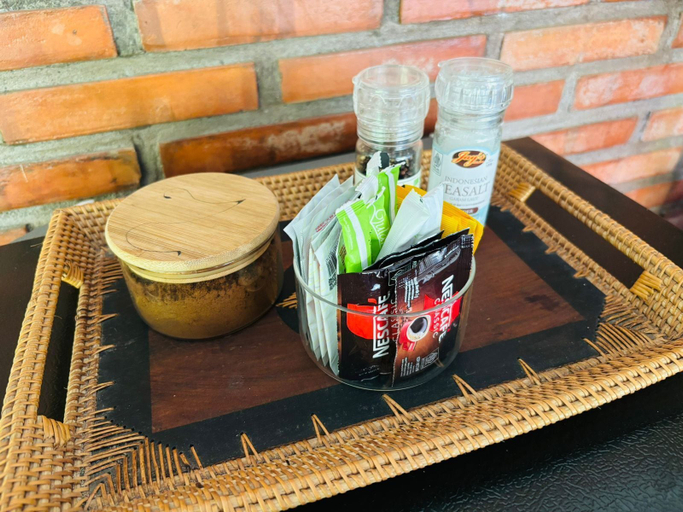 Food & Drinks 5, Coco Garden Pool Villas, Buleleng