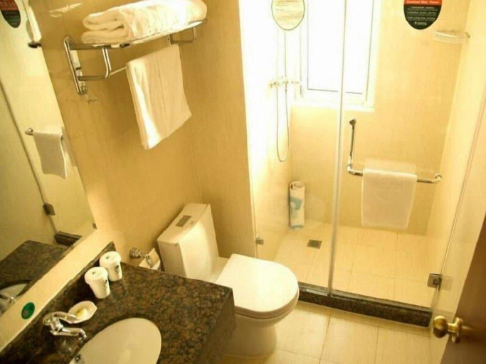 Bathroom 3, GreenTree Inn (Changzhou Dinosaur City Qingyang North Road), Changzhou