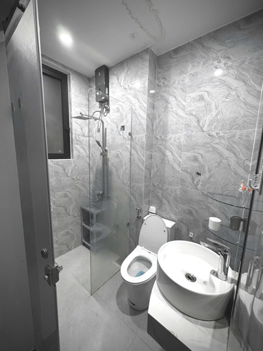 Bathroom 3, Bunny House, Da Nang