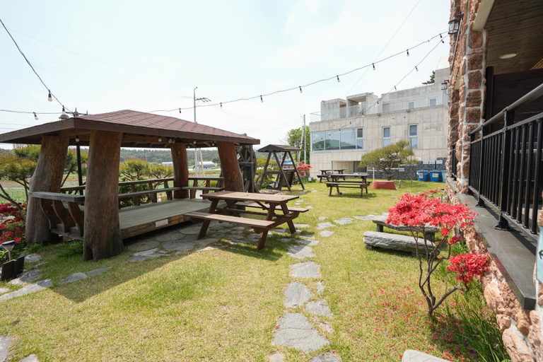 Others 4, Taean (Anmyeondo) Amor Pension, Taean