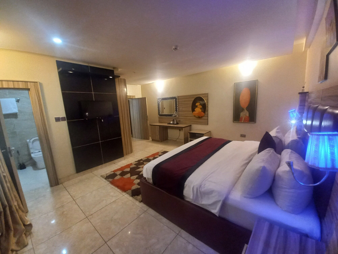 Room 5, Edo Heritage Hotel and Suites, Ikpoba-Okha