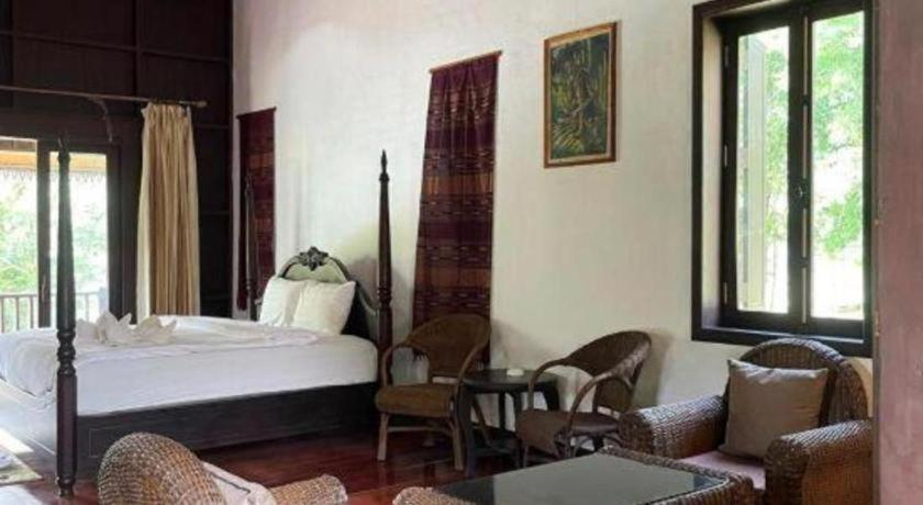 Bedroom 3, Nam Ou Riverside Resort, Park Ou