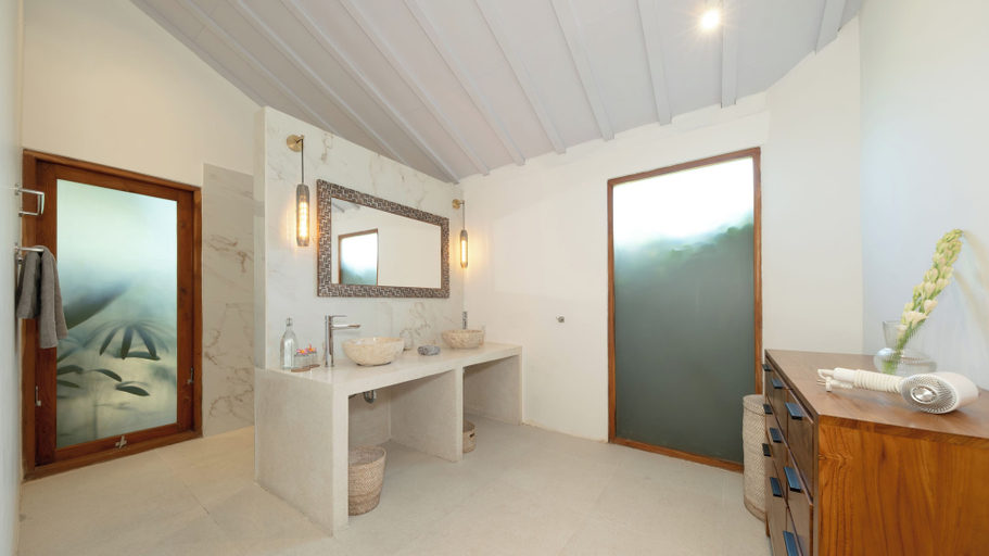 Bathroom 3, Villa Taramille by Villa Finder, Badung