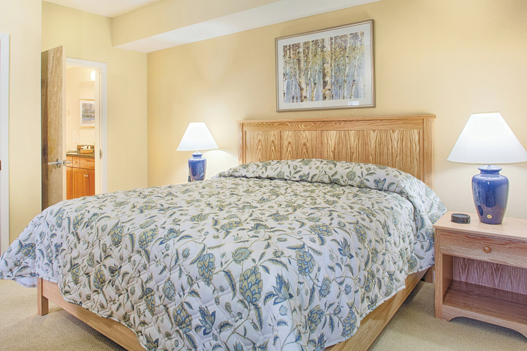 Bedroom 2, Club Wyndham Smugglers’ Notch Vermont, Lamoille