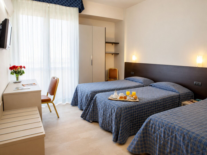Room 2, Hotiday Firenze Novoli, Florence