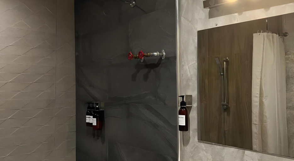 Bathroom 4, Inlaya Ratchaburi, Muang Ratchaburi