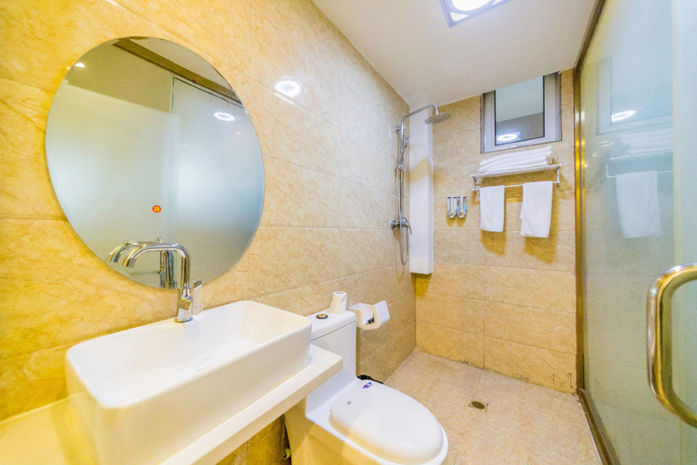 Bathroom, Cuihai Business Hotel, Hohhot