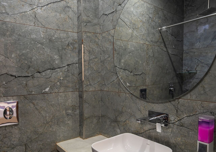 Bathroom 4, Hotel Ramdev, Jaisalmer