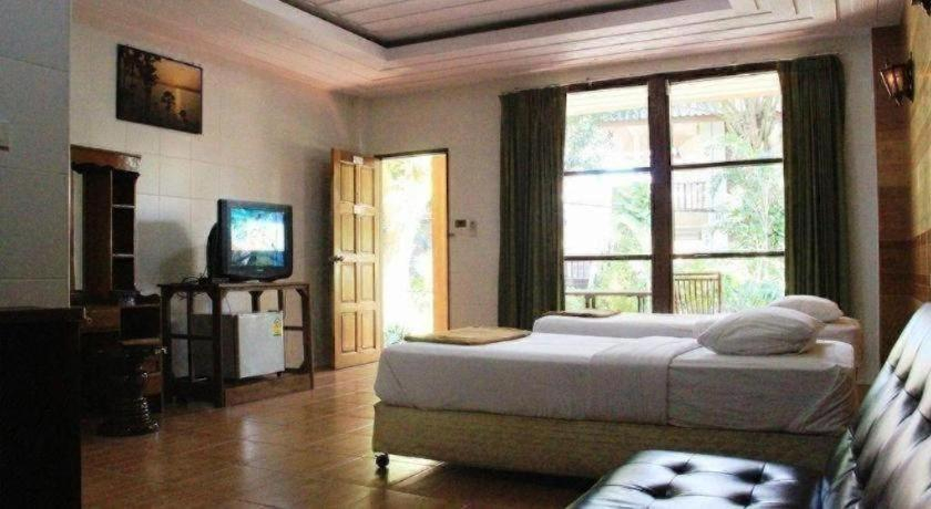 Bedroom 3, Guyana Saikaew, Muang Rayong