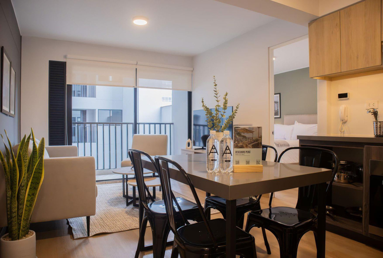 2, w Peaceful 1BR w/ Perfect Balcony in Miraflores, Lima
