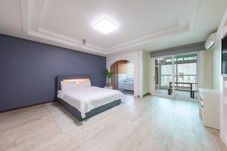 Bedroom 2, Gyeongju Cookie and Jelly Pension, Gyeongju