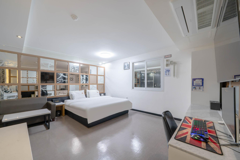 Bedroom 4, Ulsan Jinjangdong K2, Buk