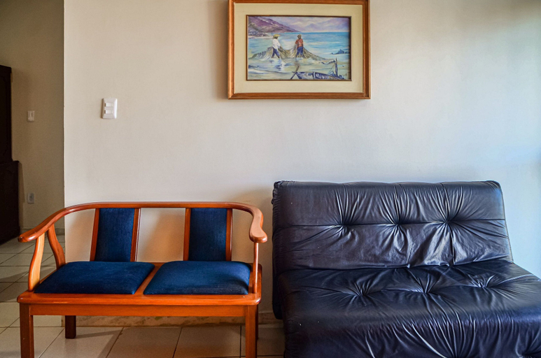 Interior 3, 3-B Ap in Condo W/pool, 600m From the Beach Cee202, Cabo Frio