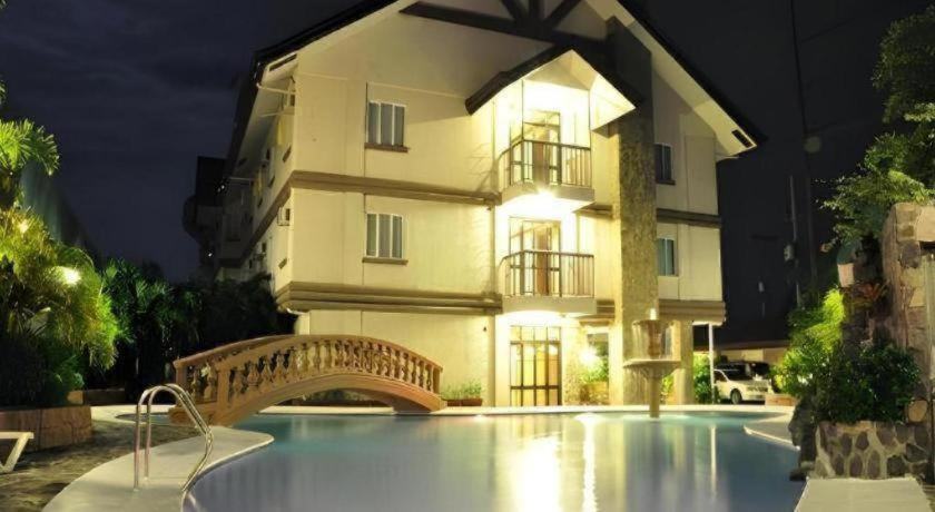 Sport & Beauty, Chocolate and Berries Hotel, Baliuag