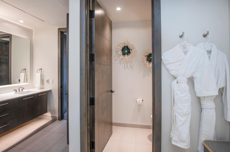 Bathroom 2, Altus 305, 3BD Vail Village Condo With Views, Eagle