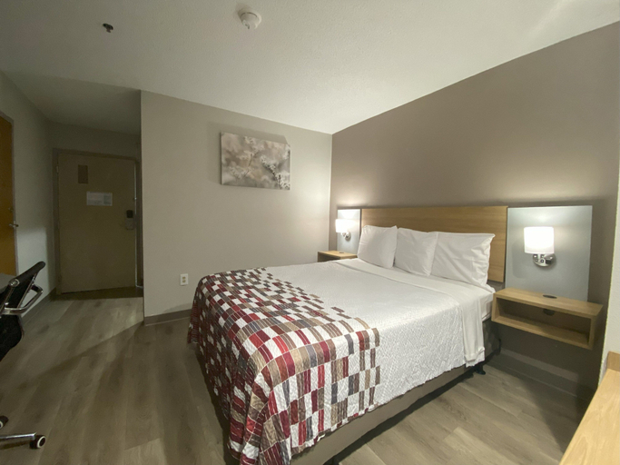 Bedroom 3, Red Roof Inn Winston-Salem, Forsyth