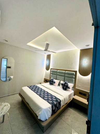 Room 3, Hotel City Stay, Ahmadabad