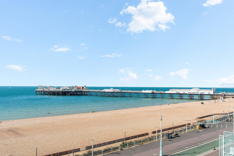 Room 2, Seaview Haven By My Getaways, Brighton and Hove