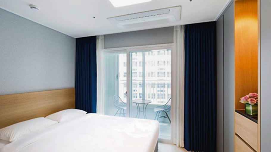 Bedroom 2, FIRSTCITY HOTEL YEOSU, Yeosu