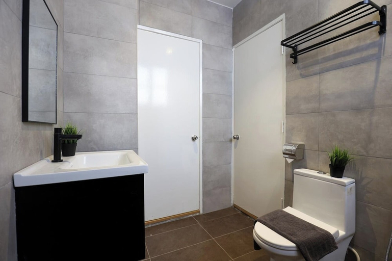 Bathroom 3, Mahkota Jonker Melaka By I Housing, Malacca City
