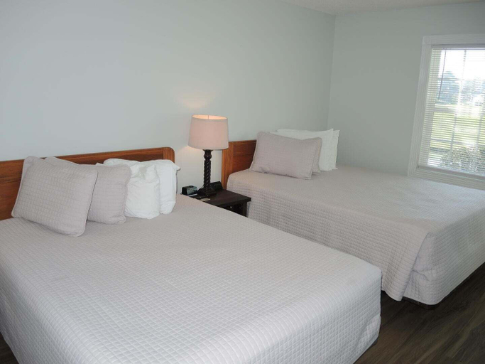 Room 3, 104 2 Bedroom Villa, Brunswick