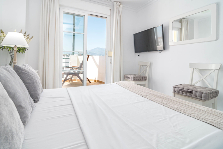 Interior 4, Sam65i Central 2 Bed Penthouse in Nueva Andalucia, Málaga