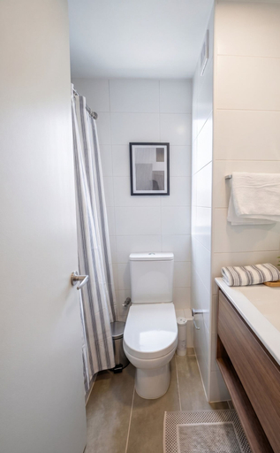 Bathroom 2, Santiago Parque Almagro - Domus Travels, Cordillera