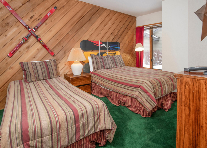 Room 4, Ridgepoint 187, 3BD Townhome in Beaver Creek, Eagle