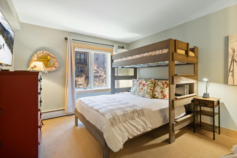 Bedroom 3, Westwind 405 4BD 3BA Gold Condo in Lionshead Village, Eagle