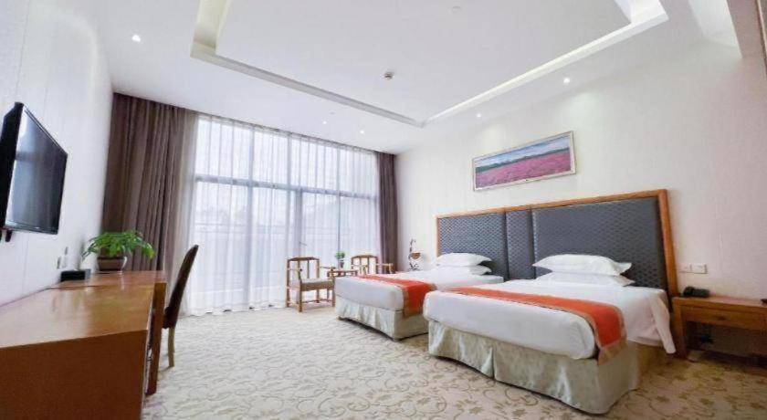 Bedroom 2, Shenzhen Jin Mao Yuan Hotel, Shenzhen