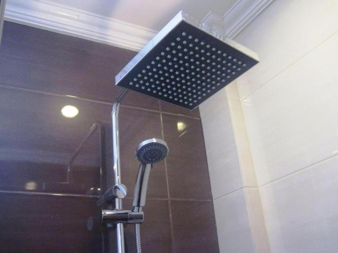 Bathroom 4, Alicia Hotel & Restaurant, Legazpi City